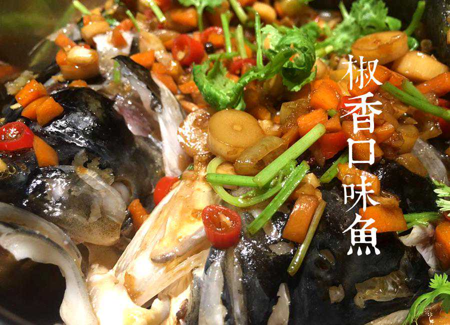 这种山东费县长青椒皮薄肉嫩，特别适合油焖，微微辣，很过瘾