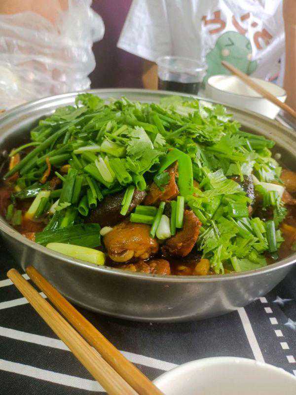 家庭版地锅鸡的懒人做法一样美味