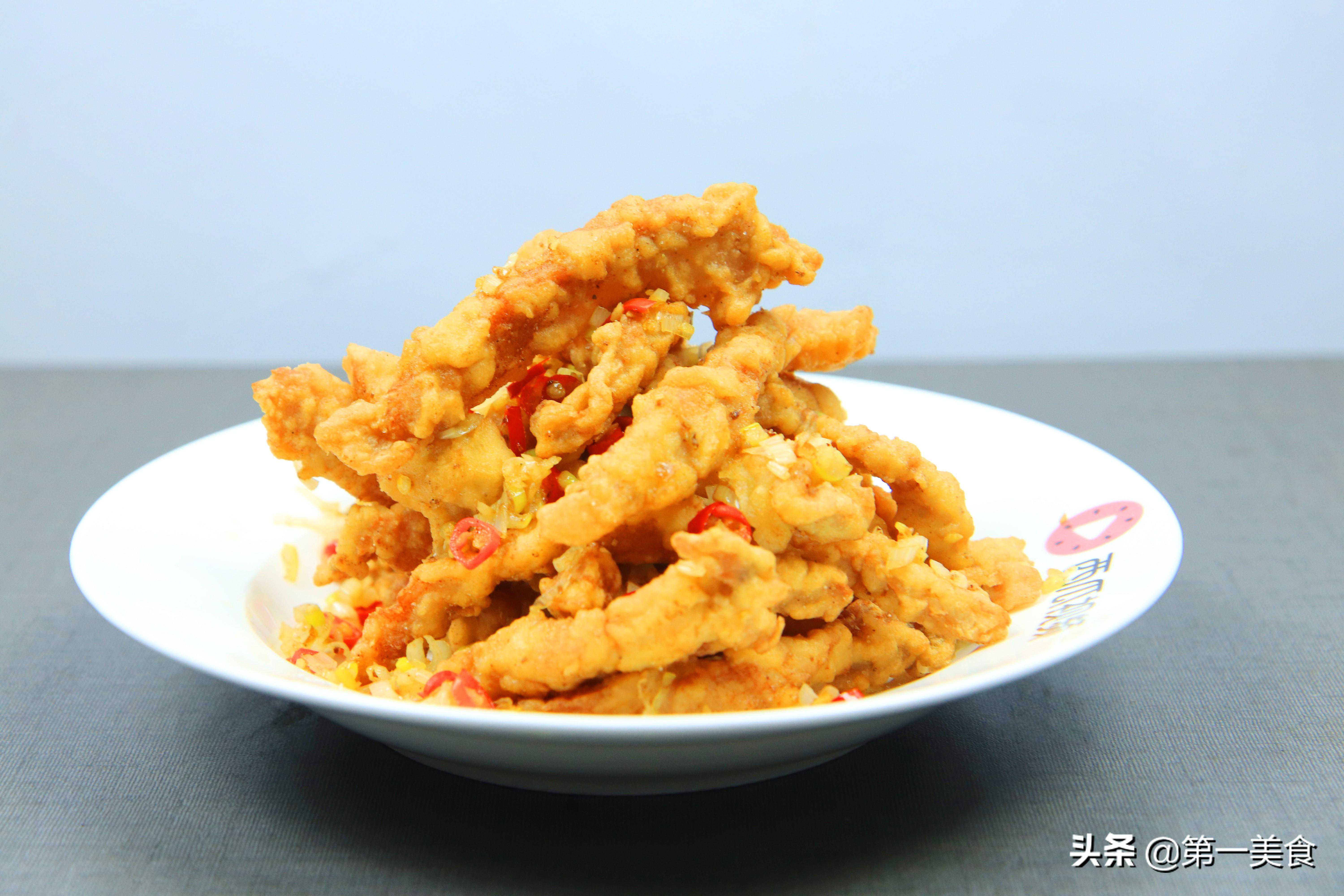解馋零食！椒盐排条，控好油温，炸两遍是关键，比街边卖的更好吃