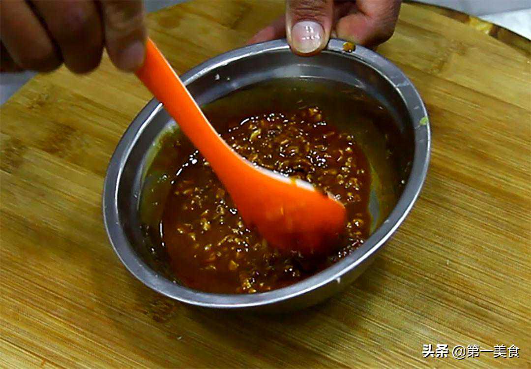 饭店的豆角为啥那么好吃，厨师长分享做法和技巧，学会自己在家做