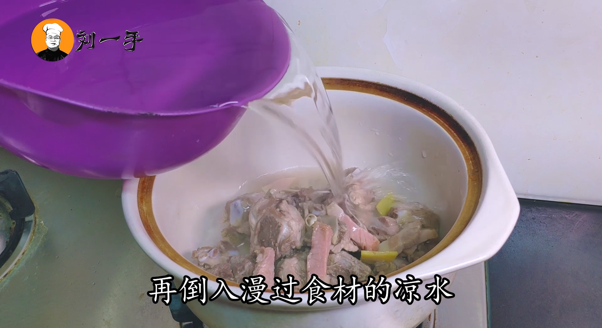 “腌笃鲜”家常做法，口味咸鲜，汤白汁浓，一出锅整栋楼都香了