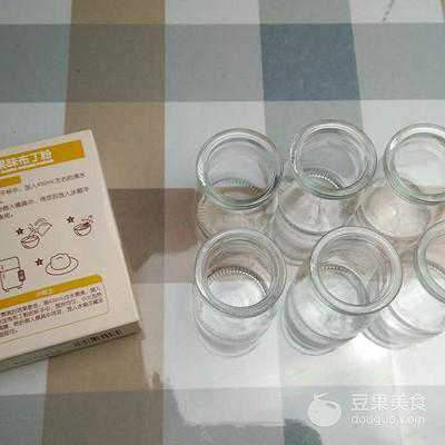彩虹布丁的做法