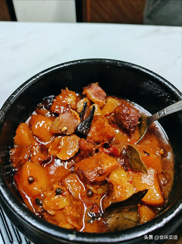 年夜饭之“红烧牛肉”，大厨教你秘方，香味浓郁，端上桌就是硬菜