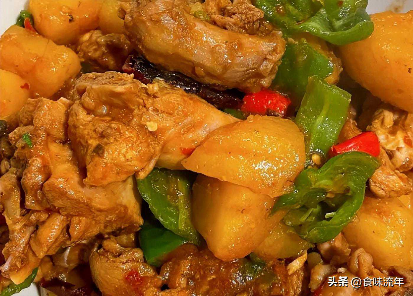 家人爱吃的土豆烧鸡块，0失误实操分享，嫩鲜又滋补，看着流口水