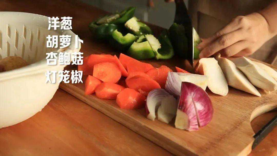 土豆炖肉块#厨此之外，锦享美味#