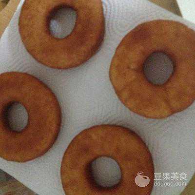 甜甜圈的做法