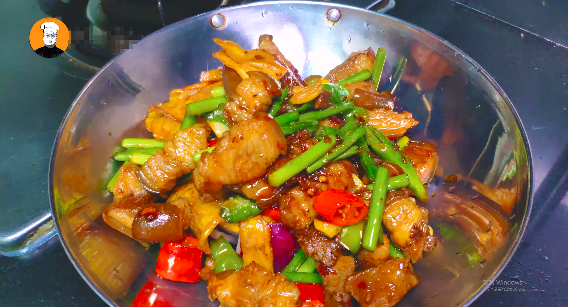  驴肉怎么做好吃？老刘教你做干锅驴肉，香辣入味，看着都流口水