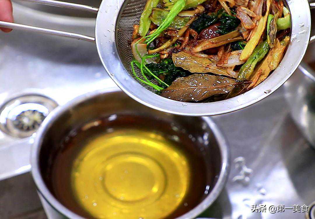 这5种家常木耳做法，很适合秋天吃，润燥又营养，比大鱼大肉还香
