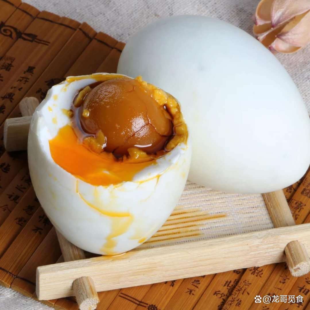 咸鸭蛋冷水下锅煮几分钟