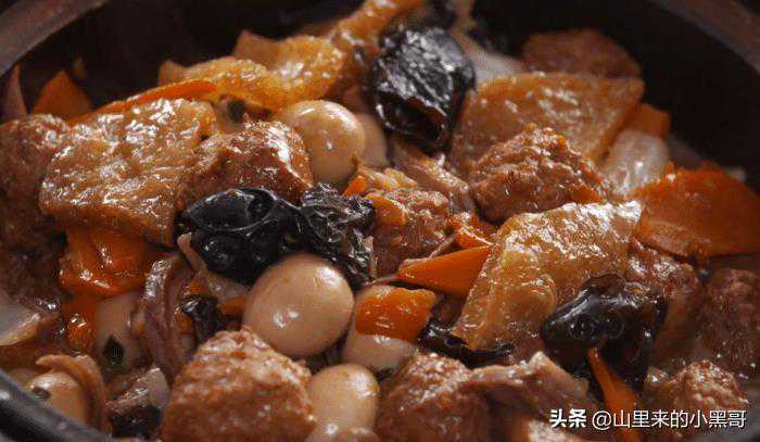 有肉有菜一锅烩,荤素搭配的南方特有乱炖,炒杂素