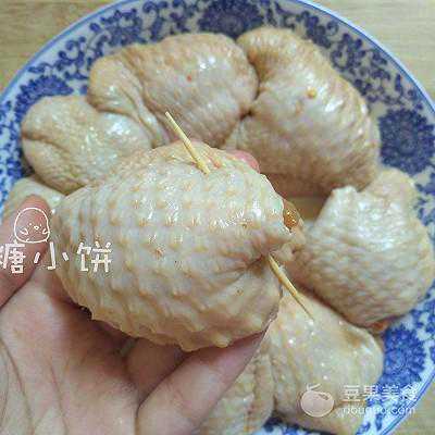 咸蛋黄酿烤鸡翅
