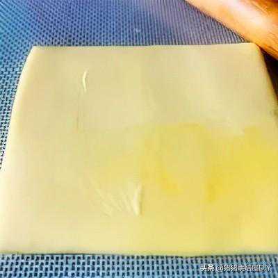 可颂？牛角面包？羊角面包？在外你念对了吗？