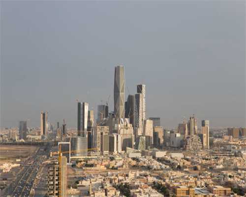大厨教你做凉瓜炒牛肉，独特的食材搭配，在家也能轻松做出美味